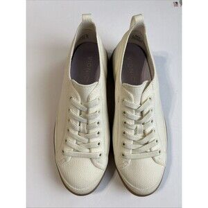 Vionic Winny Knit Ivory Slip-on  Sneaker  Women size 8/NEW!!!